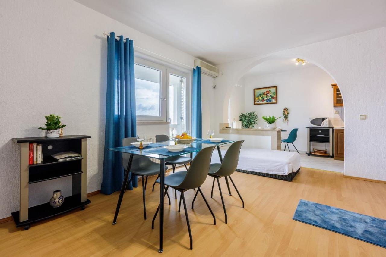 Apartments Anita Novi Vinodolski Extérieur photo